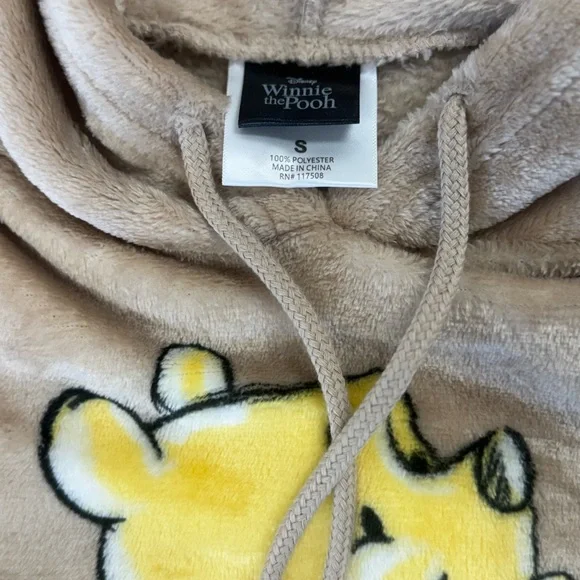 Winnie The Pooh 100% Polyester Super Soft Pullover Sweatshirt - Picture 5 of 7